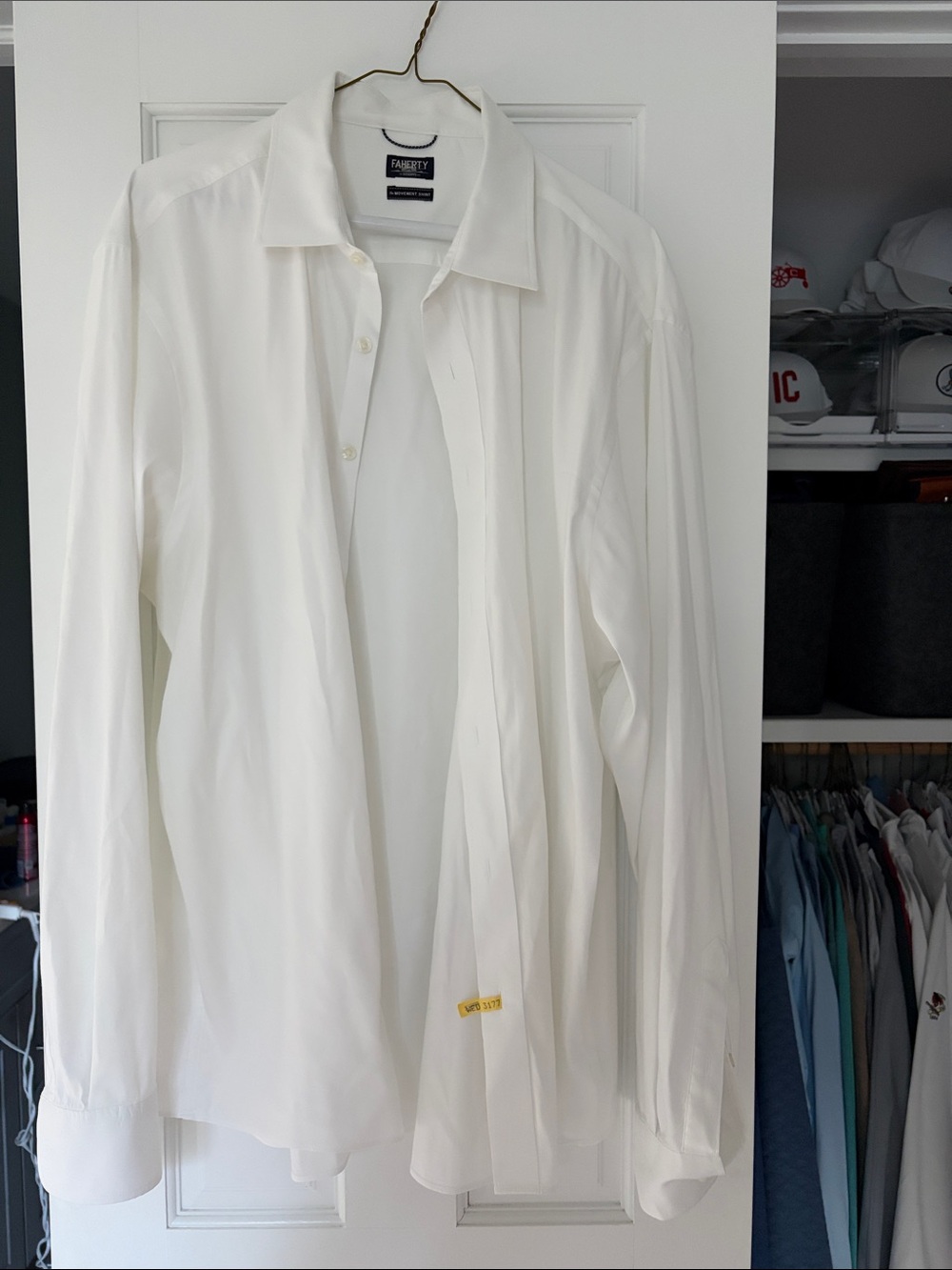 Faherty Men’s Movement Dress Shirt White